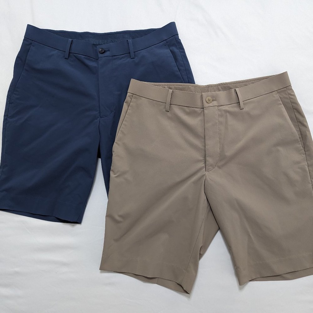 UNIQLO Lightweight flat front Men's 2 shorts bundle size S (27-30 waist)